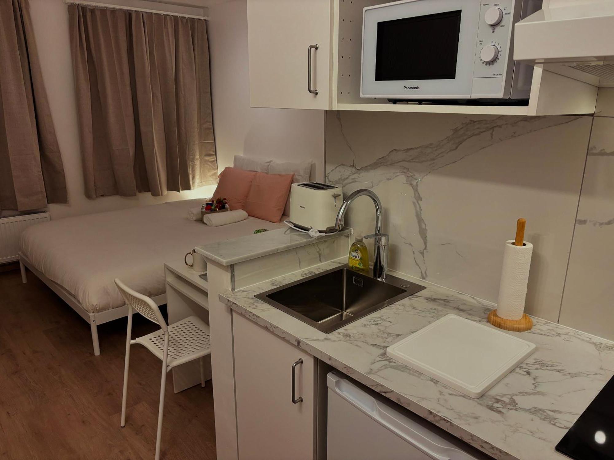 Benny'S Rooms Brussels City Centre Buitenkant foto