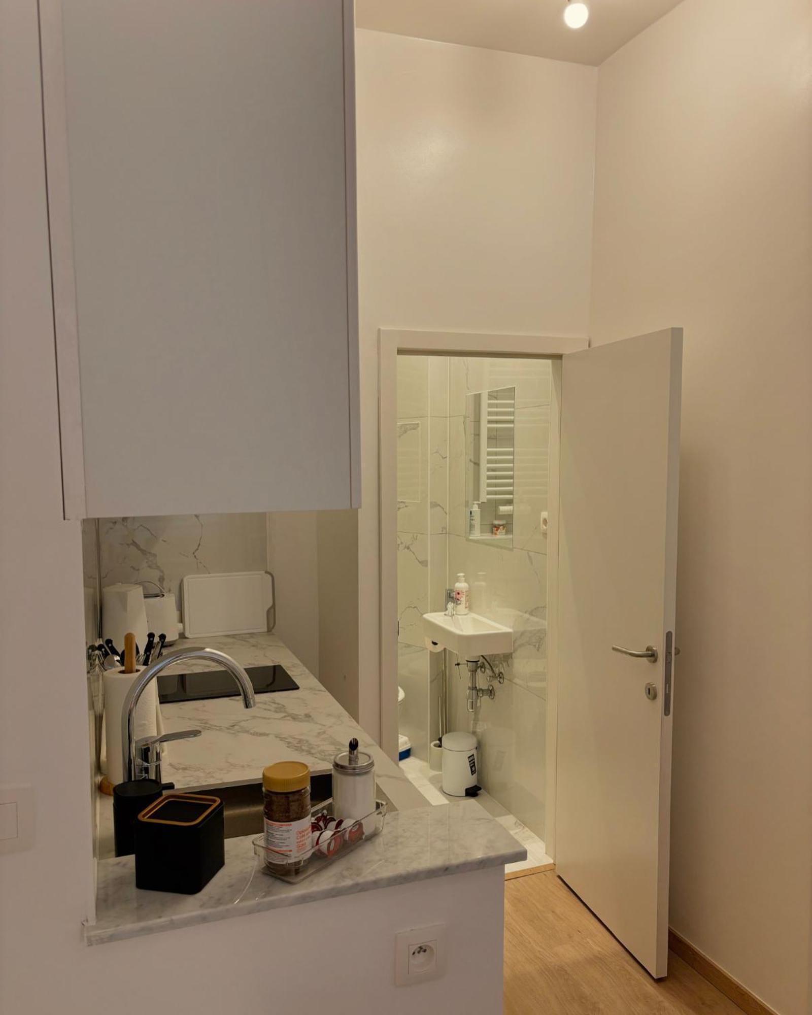 Benny'S Rooms Brussels City Centre Buitenkant foto